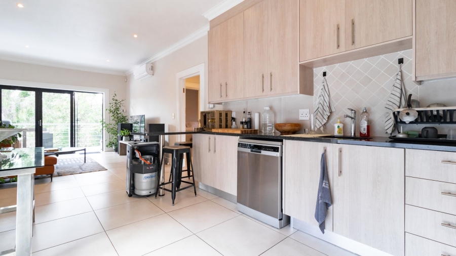 2 Bedroom Property for Sale in Bishopscourt Western Cape